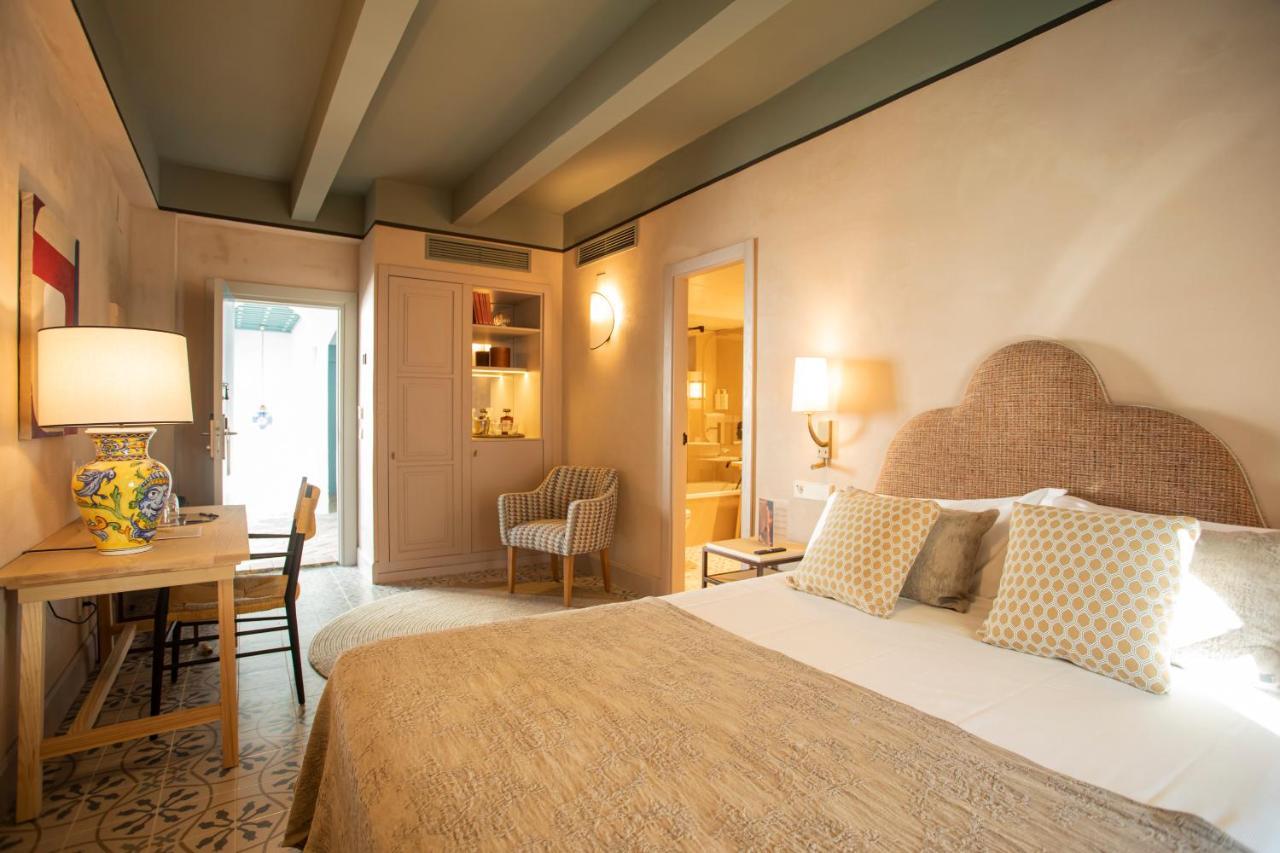 โอสเปส ลาส กาซัส เดลเร เด บาเอซา โฮเทล Hotel เซบีญา ภายนอก รูปภาพ